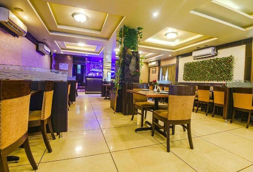 Fabhotel Shakti Palace Nr Ponda