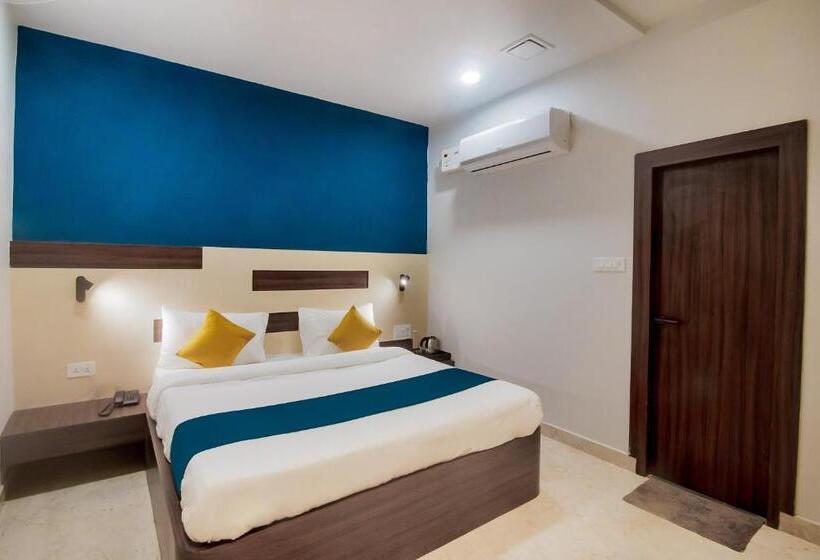 Hotel Aalishan Residency