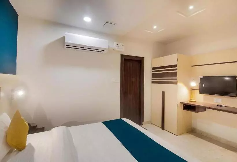 ホテル Aalishan Residency