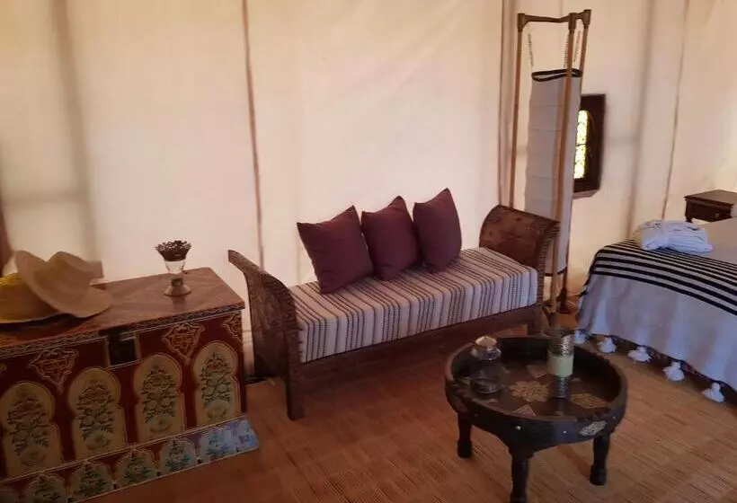 ホテル Agafay Biv Folk & Spa By We Camps