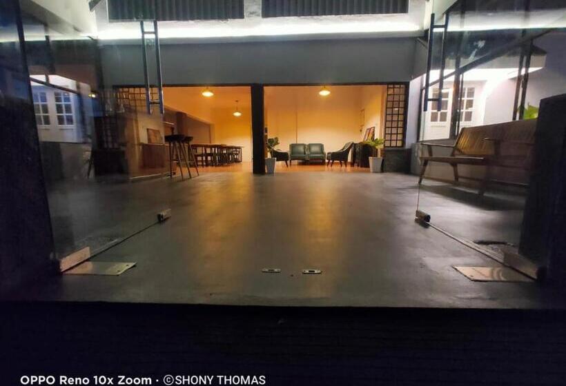 בית מלון כפרי Agincourt Kuttikkanam