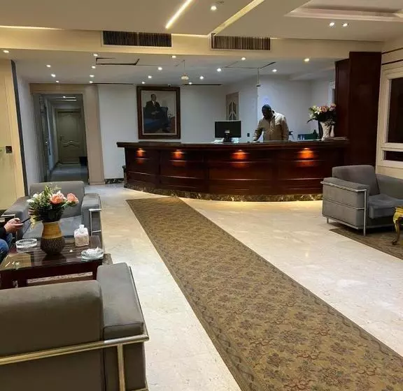 ホテル Cairo Plaza Guest House