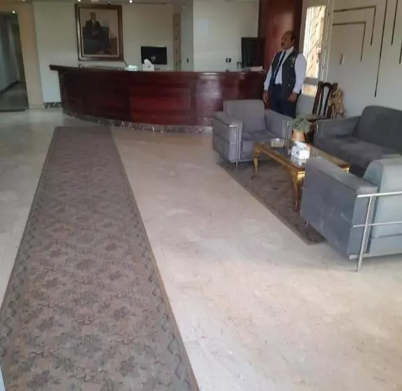 ホテル Cairo Plaza Guest House