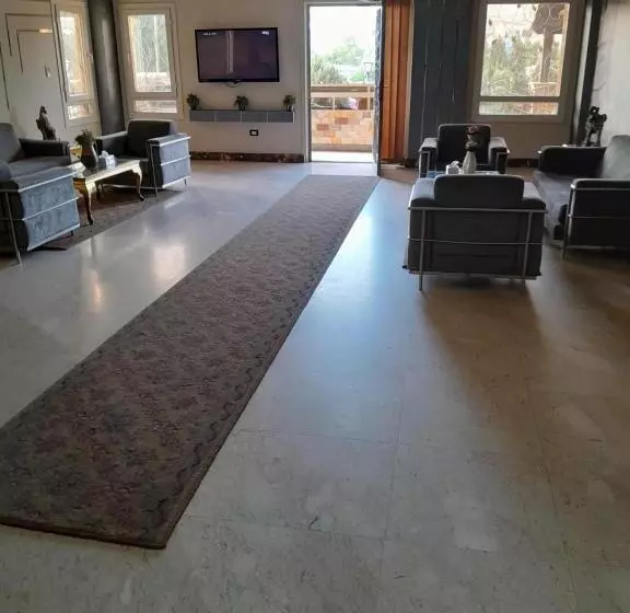 ホテル Cairo Plaza Guest House