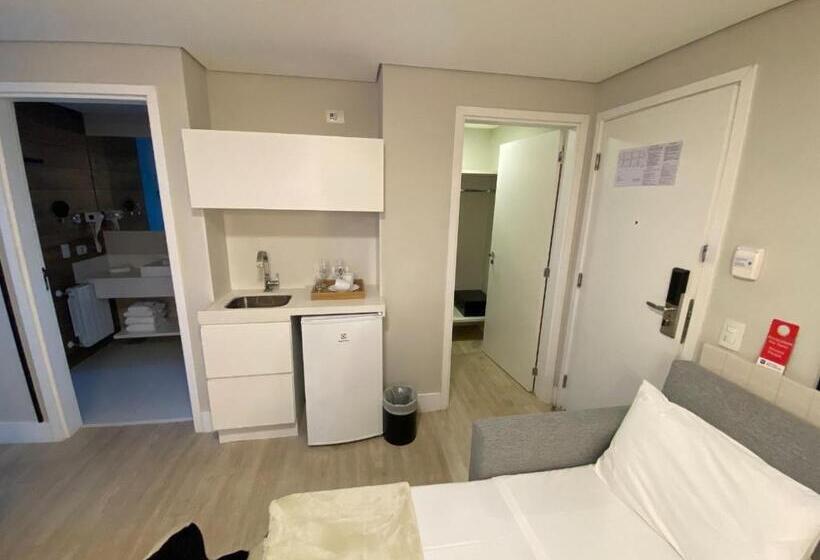 Отель Carpe Diem Spa & Boutique