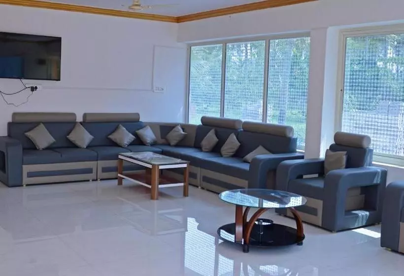 Hotelli Coorg Maharaja Resort And Spa