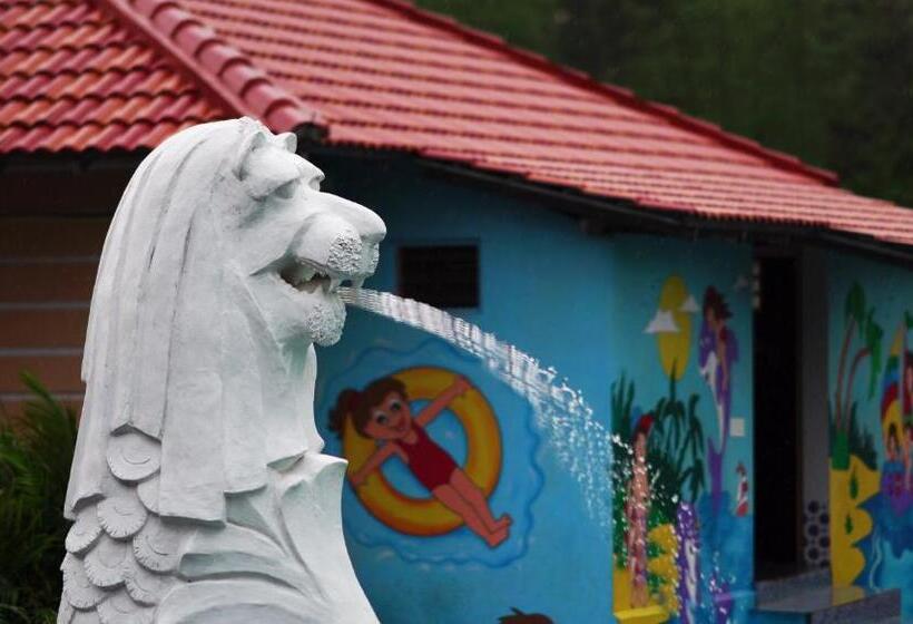 Отель Coorg Maharaja Resort And Spa