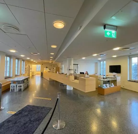 Hotelli Falstadsenteret   Museum, Minnested Og Senter For Menneskerettigheter