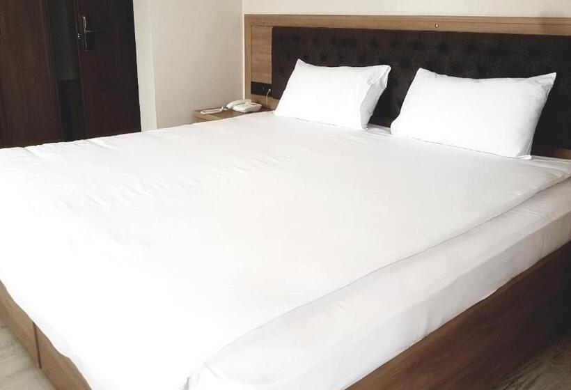 ホテル Grande Hasan Bey