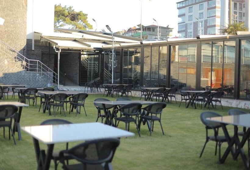 ホテル Grande Hasan Bey