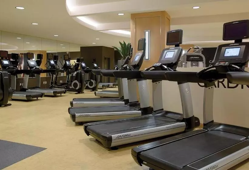 هتل Marriott S Grand Chateau