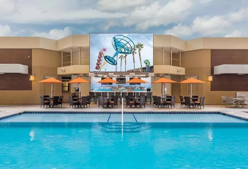 هتل Marriott S Grand Chateau