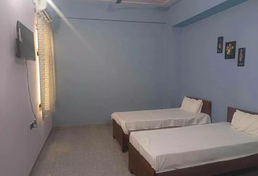 Hotelli Oyo Nehra Tower