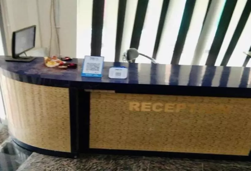 Hotelli Oyo Shri Veni Madhav