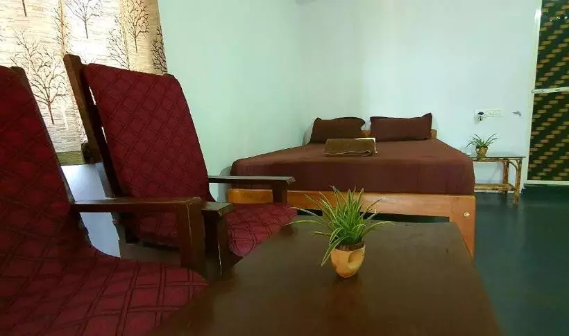 Hotel The Riverside