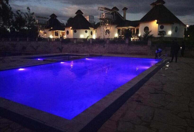 هتل Turaco Intercounty Resort