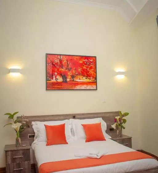 هتل Turaco Intercounty Resort