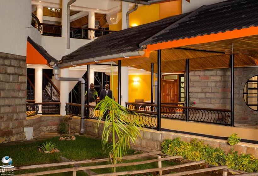 هتل Turaco Intercounty Resort