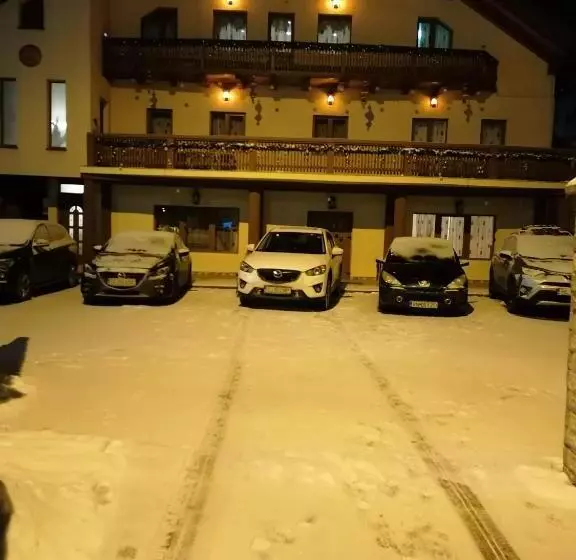 پانسیون Casa Poenaru