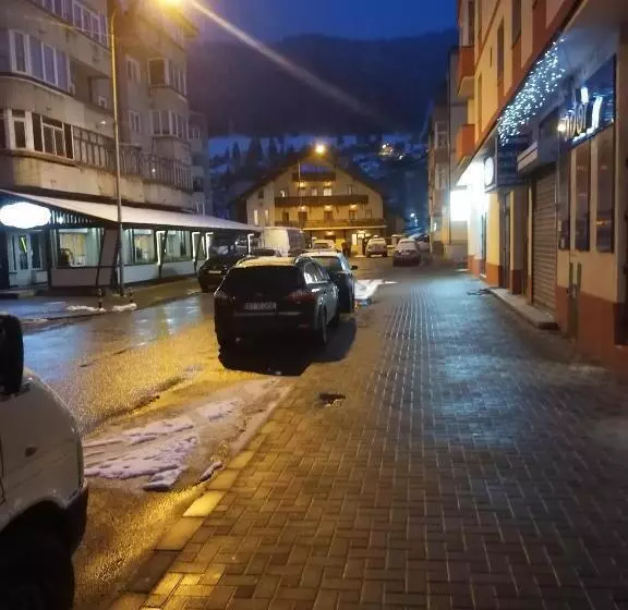 پانسیون Casa Poenaru
