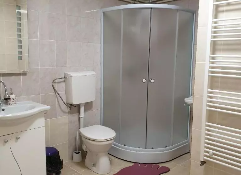 پانسیون Casa Poenaru