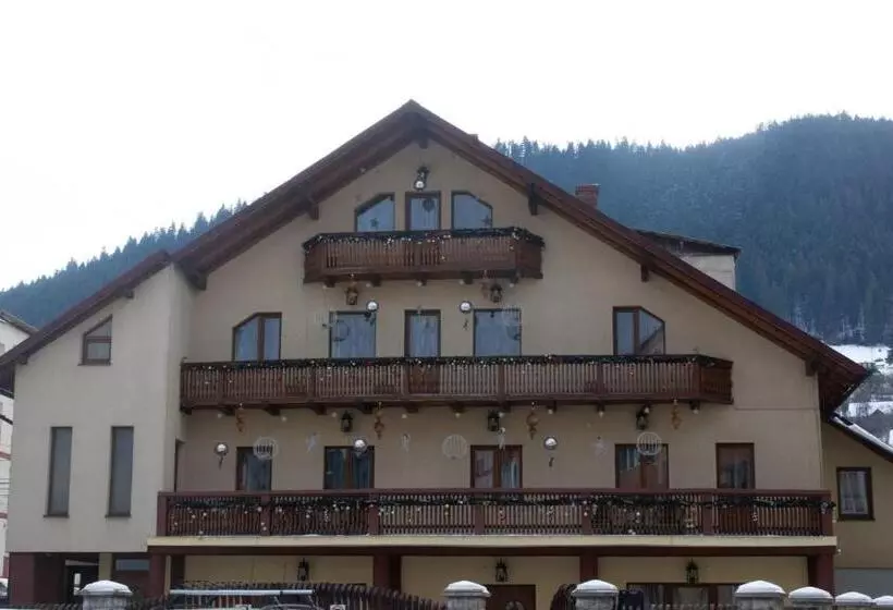پانسیون Casa Poenaru