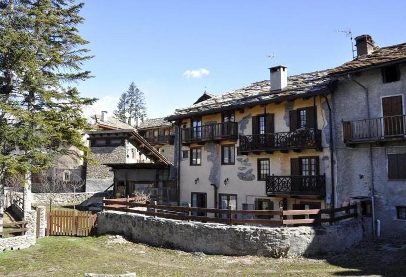 ペンション Chalet La Petitta