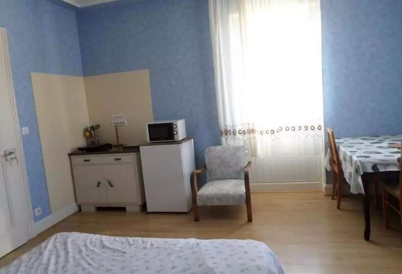 ペンション Chambre Individuelle à Lit Double Dans Une Maison De Maître De 1904