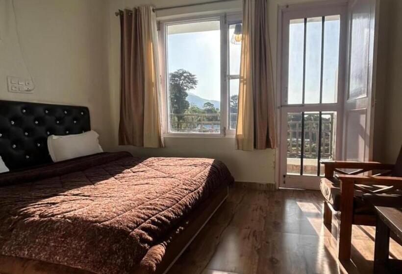 פנסיון Gliders Inn By Barefoot Inc