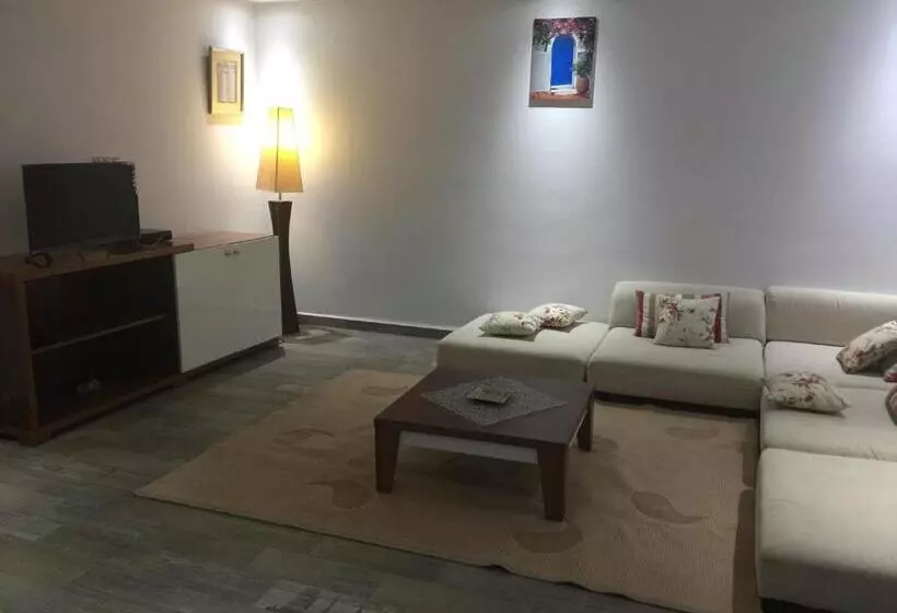 Majatalo Grand S+1 Avec Vaste Terrasse Panoramique