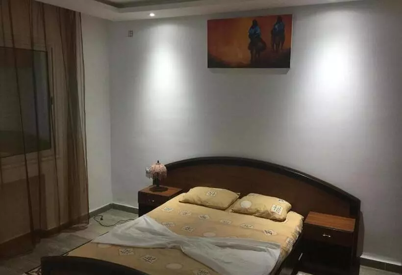 Majatalo Grand S+1 Avec Vaste Terrasse Panoramique