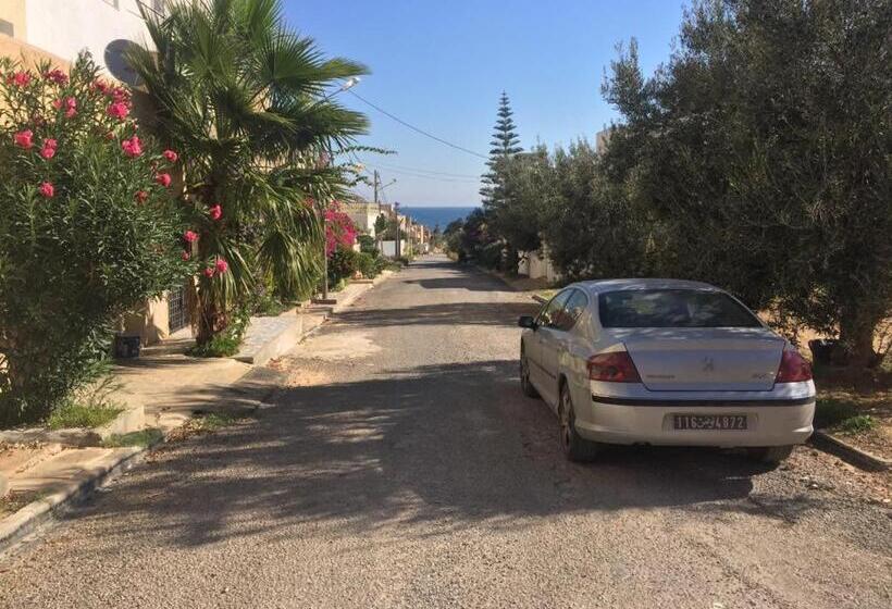 بنسيون Grand S+1 Avec Vaste Terrasse Panoramique