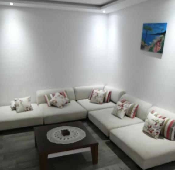 بنسيون Grand S+1 Avec Vaste Terrasse Panoramique