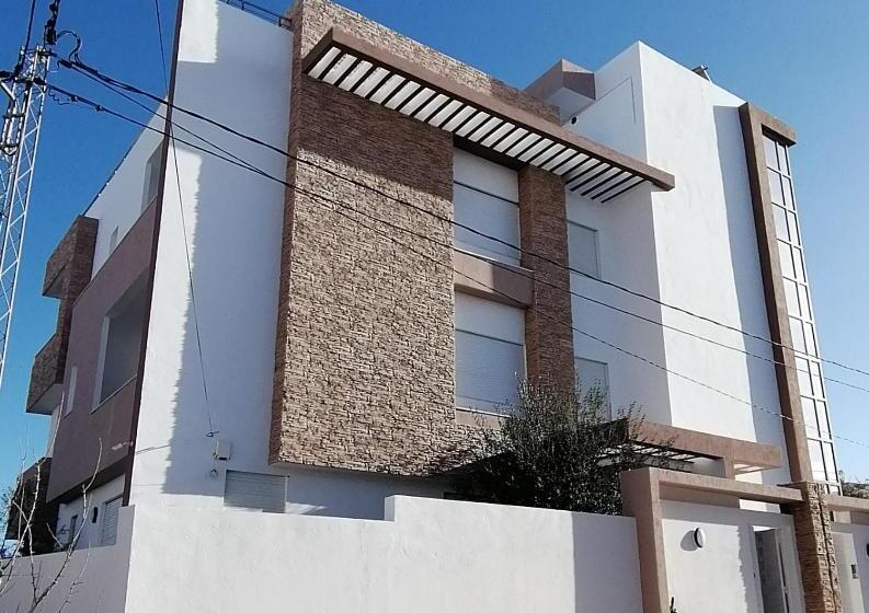 بنسيون Grand S+1 Avec Vaste Terrasse Panoramique