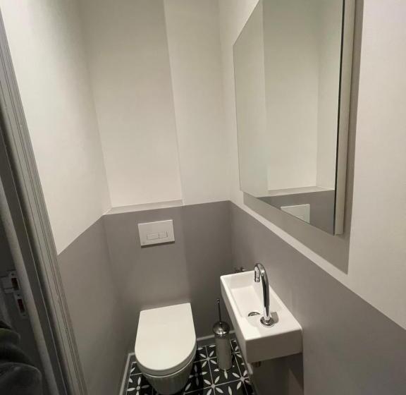 پانسیون Le Village D Ezra