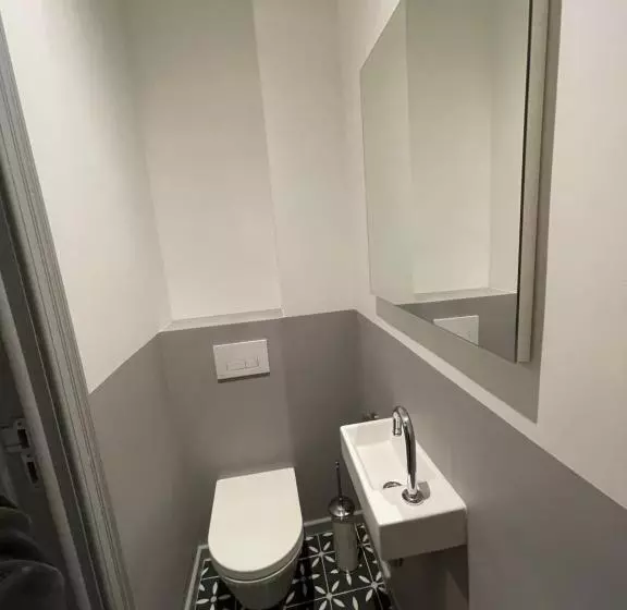 ペンション Le Village D Ezra