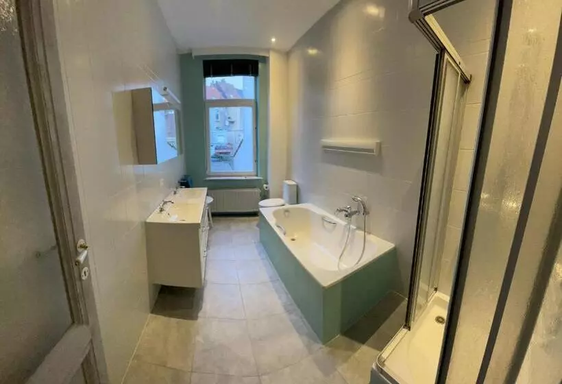 ペンション Le Village D Ezra