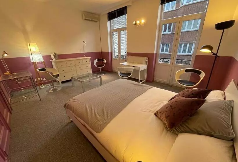 ペンション Le Village D Ezra