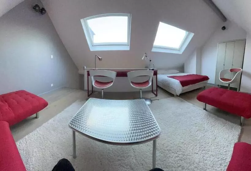 ペンション Le Village D Ezra