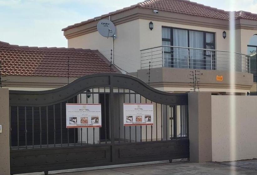 Pension (Hôtel basse catégorie) Moy Invest Holdings Bohlale