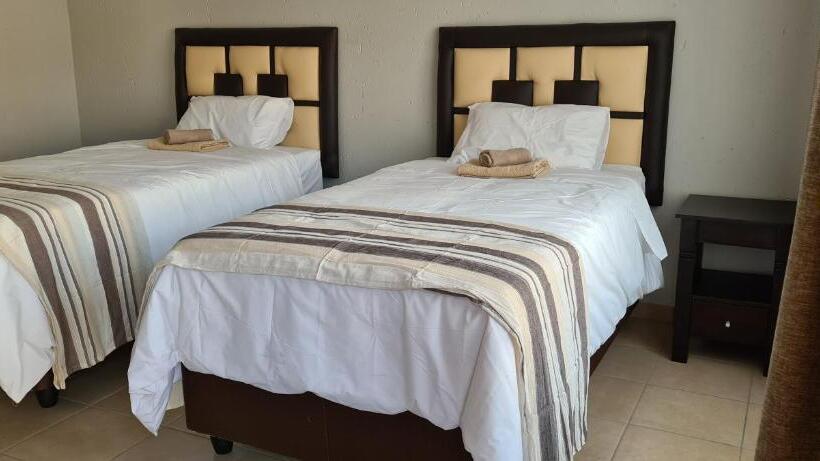 Pension (Hôtel basse catégorie) Moy Invest Holdings Bohlale