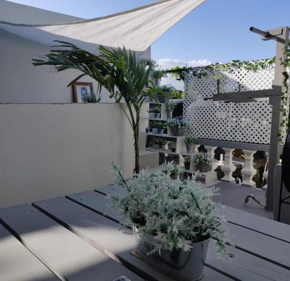 پانسیون Turquoise Heaven