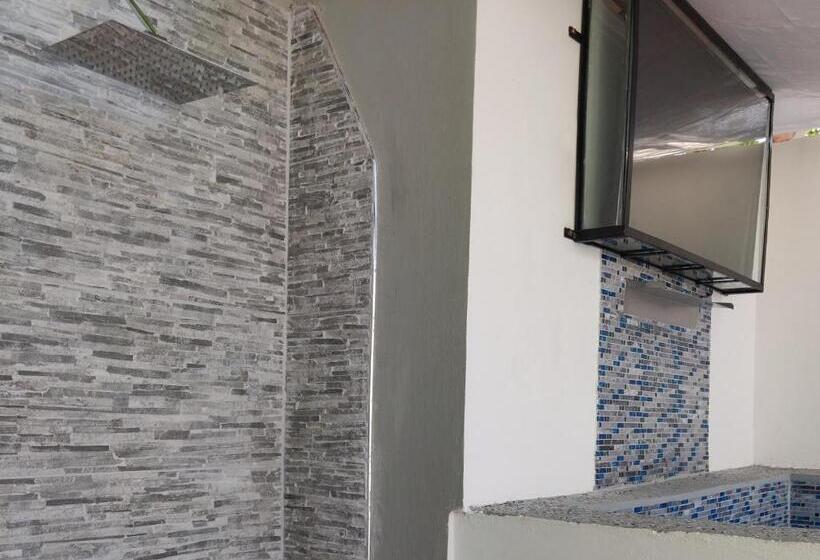 پانسیون Turquoise Heaven