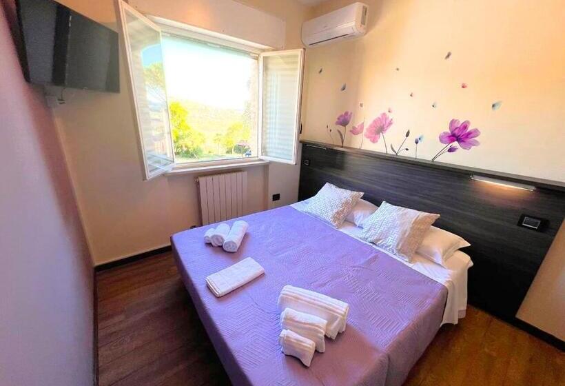 פנסיון Villa Quadrifoglio