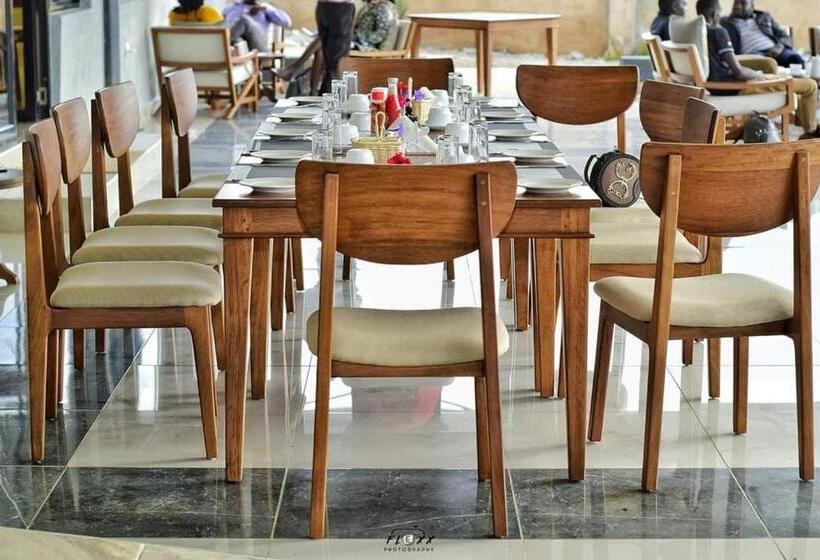 The Willis Hotel, Bomet