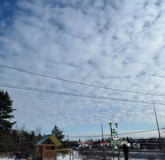 Town And Country Motel