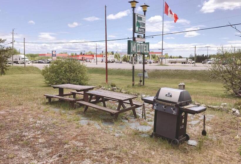 Town And Country Motel