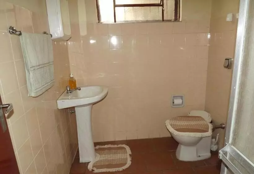 ユースホステル Condomínio Da Fé Morada Dos Arcanjos & Associados