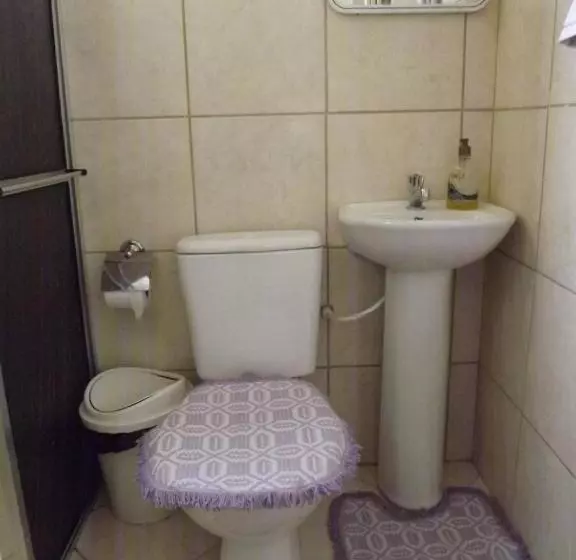 ユースホステル Condomínio Da Fé Morada Dos Arcanjos & Associados