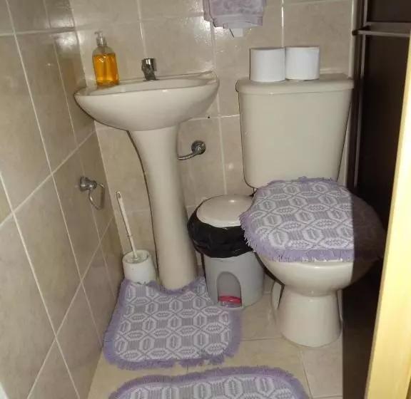 ユースホステル Condomínio Da Fé Morada Dos Arcanjos & Associados